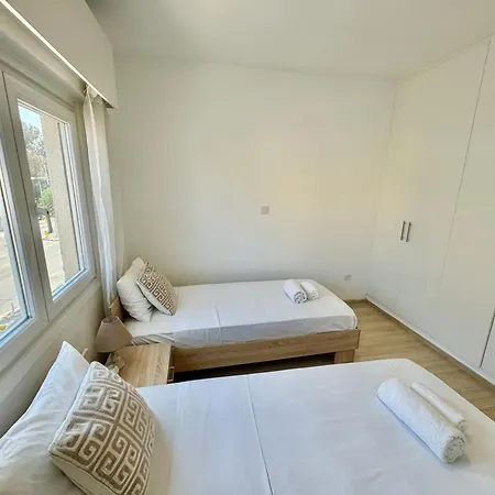 Apartament Seafront In Dasoudi Area *